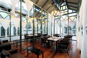 Cheva Gallery Boutique Hotel