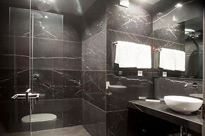 Madison Hotel & Suites - Adults Only
