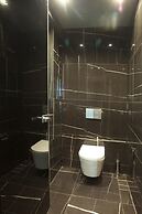 Madison Hotel & Suites - Adults Only