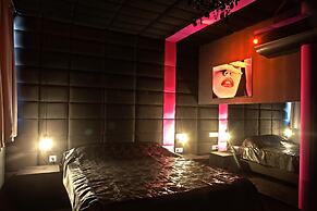 Madison Hotel & Suites - Adults Only