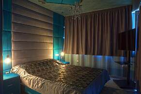 Madison Hotel & Suites - Adults Only