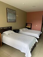 Hotel Mi Linda Tierra