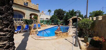 Castillo De Dona Maria
