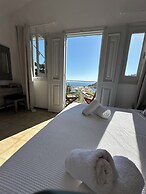 Niriides Hotel & Apartments