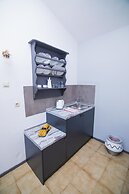 Niriides Hotel & Apartments