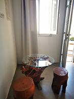 Niriides Hotel & Apartments
