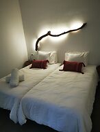 Niriides Hotel & Apartments