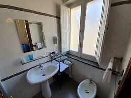Dante Rooms