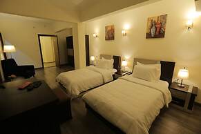 Pyramid Edge Hotel & Exclusive Pyramids View Rooftop