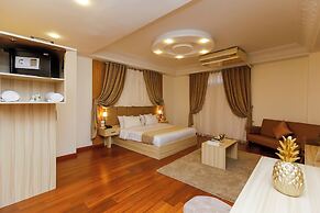 Pyramid Edge Hotel & Exclusive Pyramids View Rooftop