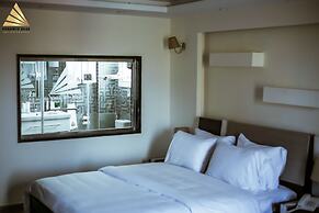 Pyramid Edge Hotel & Exclusive Pyramids View Rooftop