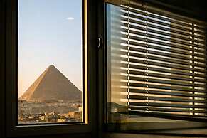 Pyramid Edge Hotel & Exclusive Pyramids View Rooftop
