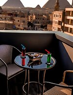 Pyramid Edge Hotel & Exclusive Pyramids View Rooftop
