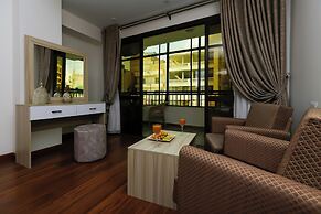 Pyramid Edge Hotel & Exclusive Pyramids View Rooftop