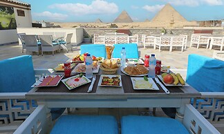 Pyramid Edge Hotel & Exclusive Pyramids View Rooftop