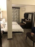 Pyramid Edge Hotel & Exclusive Pyramids View Rooftop