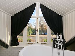 Hotel Suites Wilma J