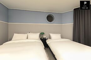 Hotel Pier 48