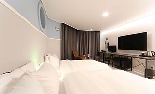 Hotel Pier 48