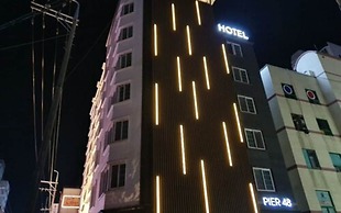 Hotel Pier 48