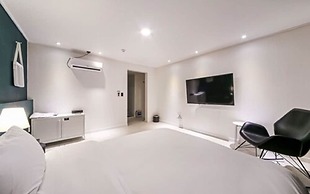 Hotel Pier 48
