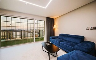 Hotel Pier 48