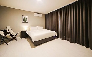 Hotel Pier 48