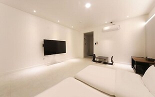 Hotel Pier 48