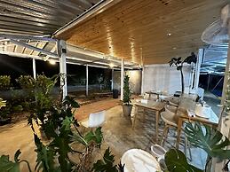 Mulberry Resort