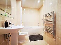 Lovely Holiday Home in Birmingham