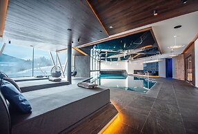 Kronhotel Leitgam luxury hotel for two