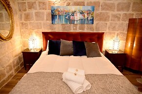 The Lodge