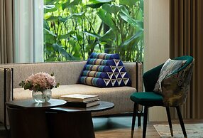 Dusit Thani Laguna Singapore