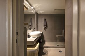 Brand New Modern Apartment