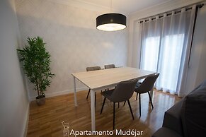 Apartamentos Plaza del Torico