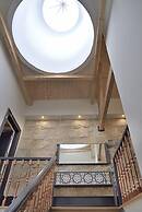 Mayor's Apartments