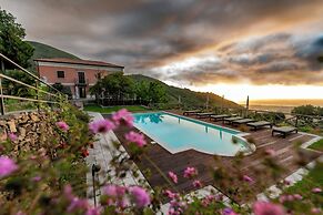 Villa Tecla