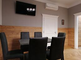 GOLDEN STAR - Premium Apartments