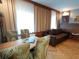 GOLDEN STAR - Premium Apartments
