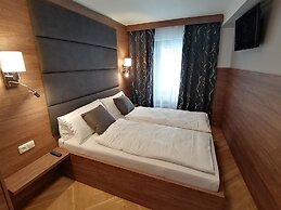 GOLDEN STAR - Premium Apartments