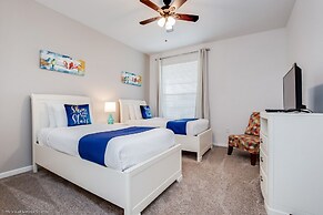 Spacious 3bd/2ba Home With Balcony - Close to Universal and Convention