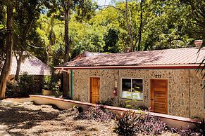 Falling Leaves Lodge