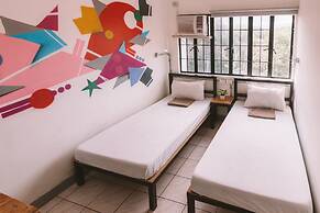 Mad Monkey Cebu City - Adults Only