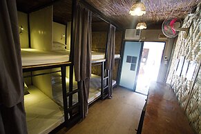 Mad Monkey Hostel Siargao - Adults Only