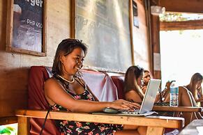 Mad Monkey Hostel Siargao - Adults Only