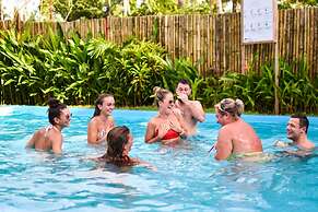 Mad Monkey Hostel Siargao - Adults Only