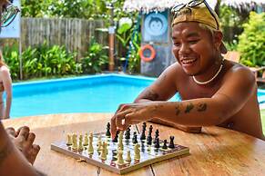 Mad Monkey Hostel Siargao - Adults Only