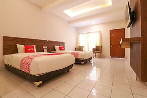 OYO 1384 Pulau Bali Hotel