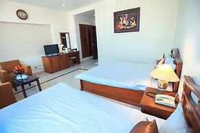 Hung Phong Hotel