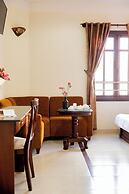 Hung Phong Hotel